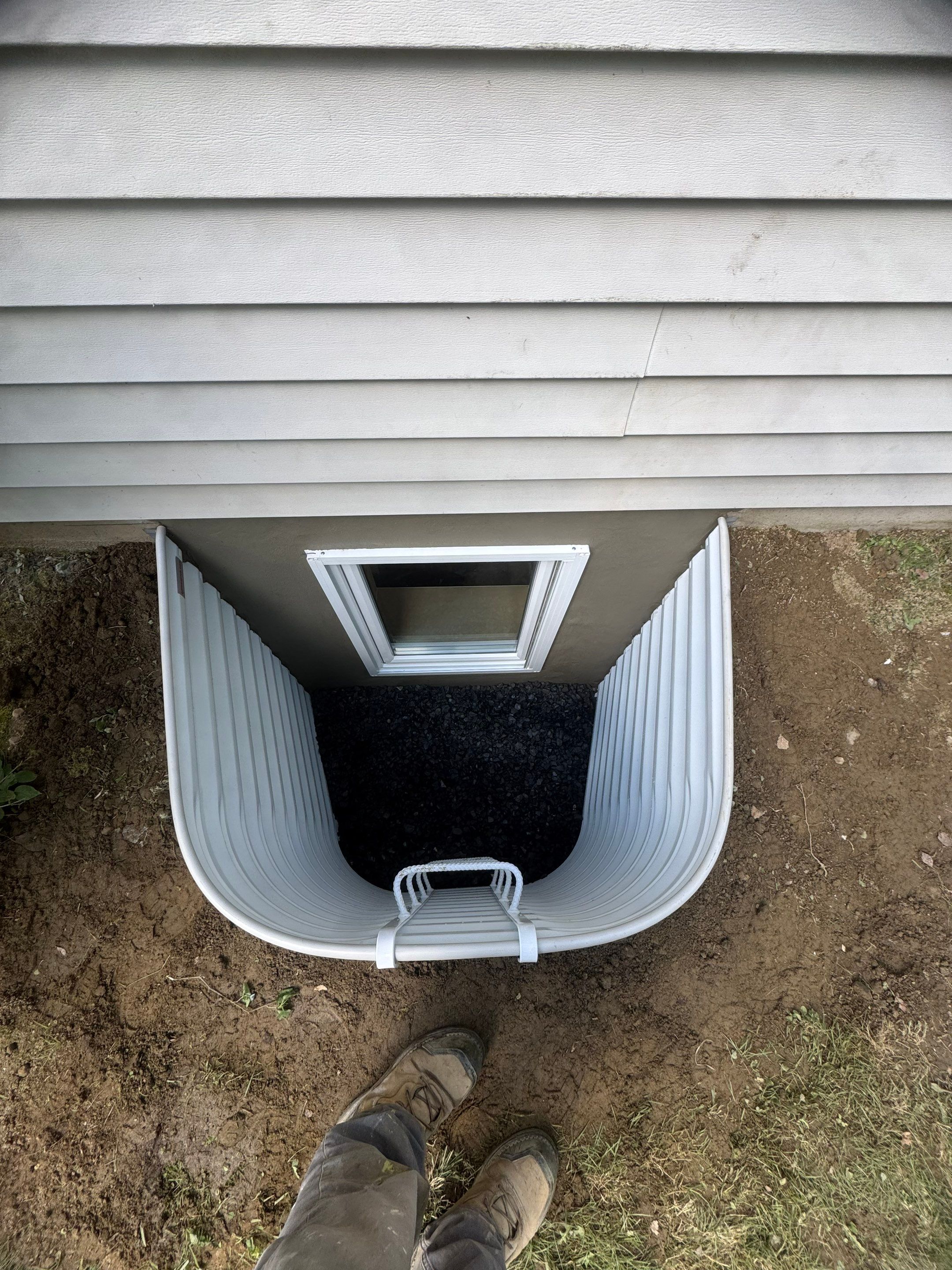 Overhead view of the Winchester well and access ladder